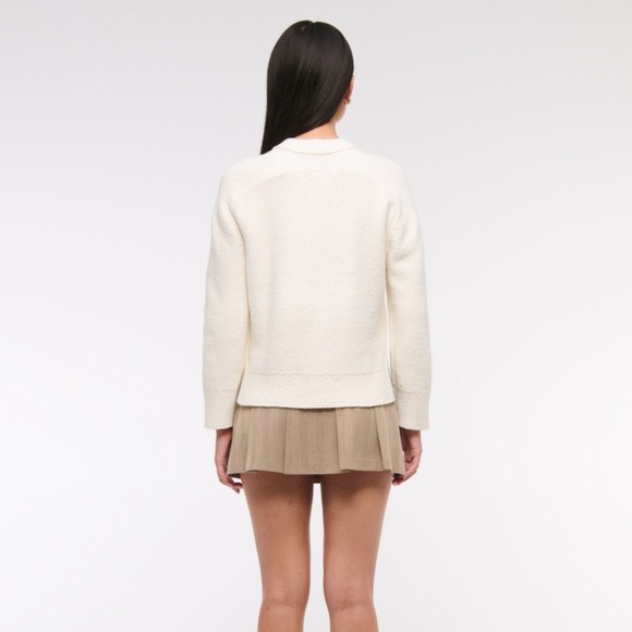 A&F White Madeline Crew Sweater XS - Picture 6 of 6